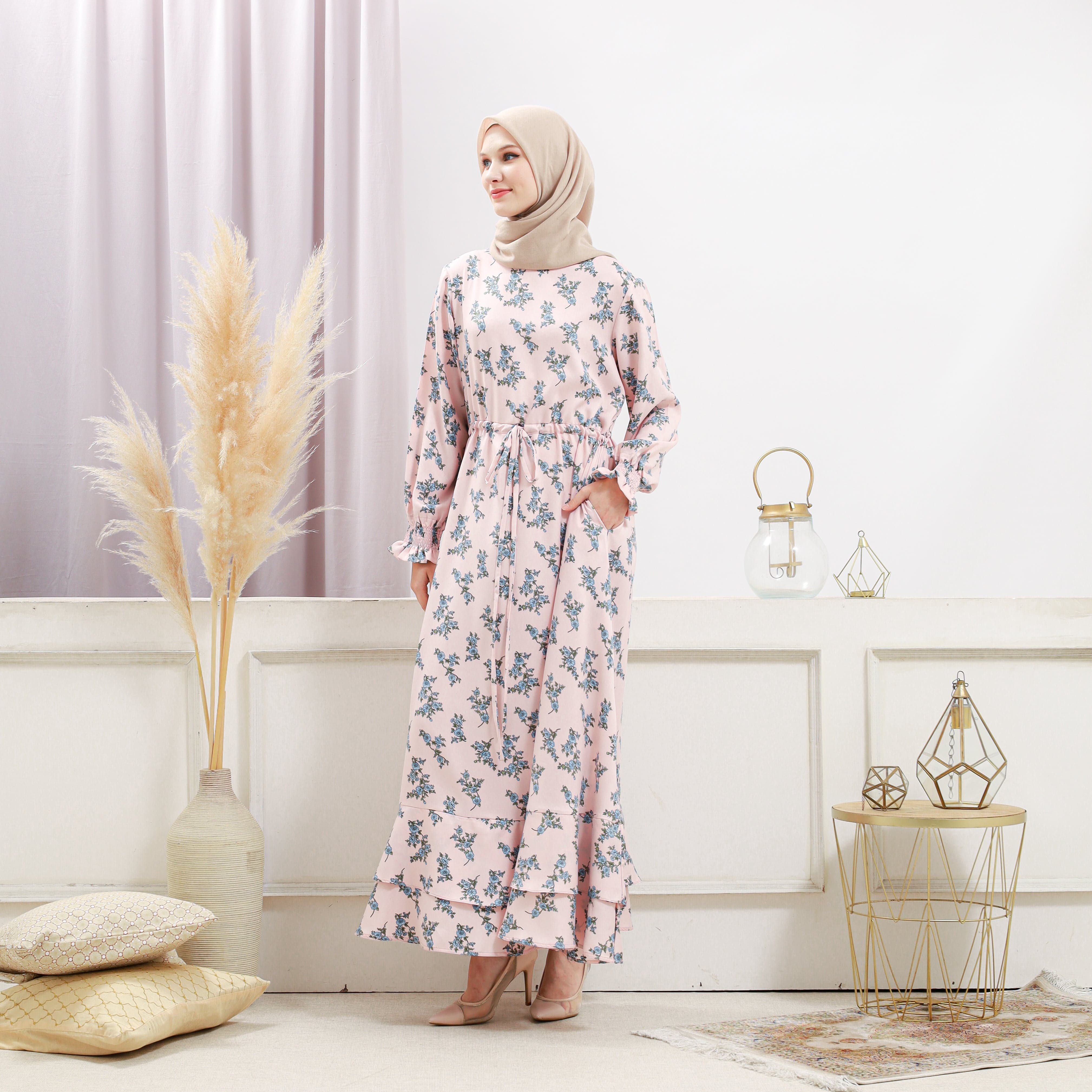 Women's Pearl Floral Dress - Image 10